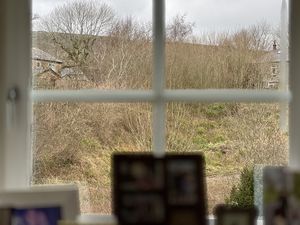 Photo 25- click for photo gallery